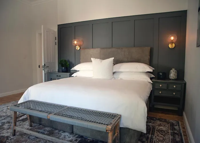 The Grand Hotel Robertson